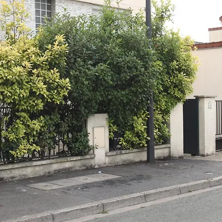 L'ecrin De Camille Et Marie Bobigny