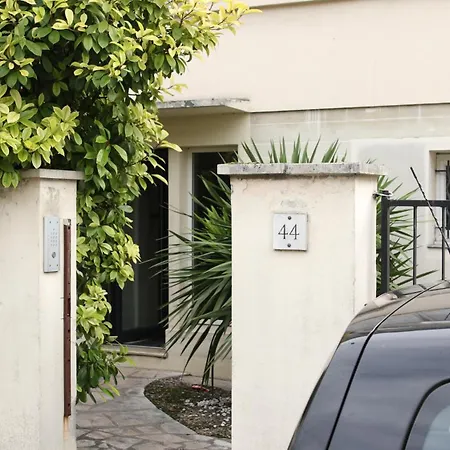 L'ecrin De Camille Et Marie Apartment Bobigny